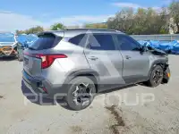 2025 KIA Seltos фото