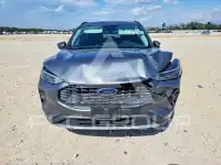 2025 Ford ESCAPE photo