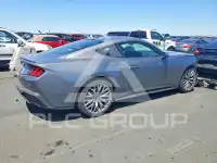 2025 Ford MUSTANG фото