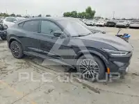 2025 Ford MUSTANG фото