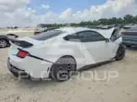 2025 Ford MUSTANG photo
