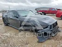 2025 Ford MUSTANG фото