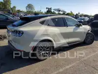 2025 Ford MUSTANG photo