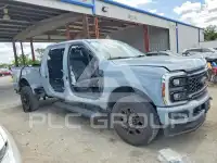 2025 Ford F-250 фото