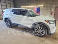 2025 Ford EXPLORER photo
