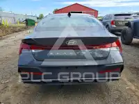 2025 Hyundai Elantra фото