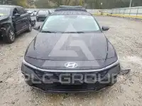 2025 Hyundai Elantra photo