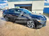 2025 Hyundai Elantra фото