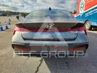 2025 Hyundai Elantra фото