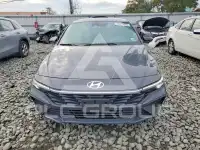 2025 Hyundai Elantra фото