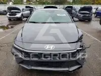 2025 Hyundai Elantra photo