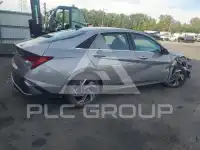 2025 Hyundai Elantra photo
