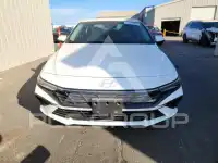 2025 Hyundai Elantra фото