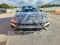 2025 Hyundai Elantra фото
