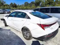 2025 Hyundai Elantra photo