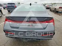 2025 Hyundai Elantra photo