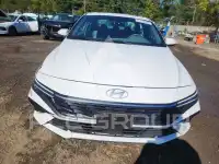 2025 Hyundai Elantra photo