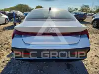 2025 Hyundai Elantra фото