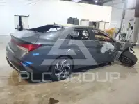 2025 Hyundai Elantra фото