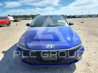 2025 Hyundai Elantra фото