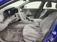2025 Hyundai Elantra photo