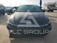 2025 Hyundai Elantra photo