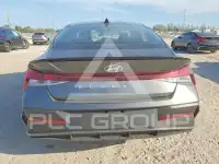2025 Hyundai Elantra фото