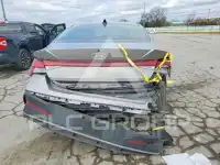 2025 Hyundai Elantra photo