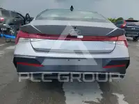 2025 Hyundai Elantra photo