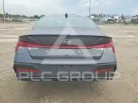 2025 Hyundai Elantra фото