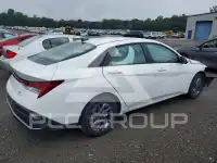 2025 Hyundai Elantra фото