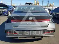2025 Hyundai Elantra фото