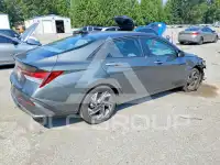 2025 Hyundai Elantra photo