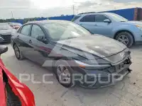 2025 Hyundai Elantra photo