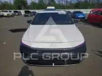 2025 Hyundai Elantra photo