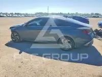 2025 Hyundai Elantra фото