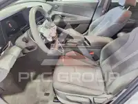 2025 Hyundai Elantra photo