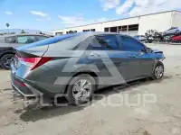 2025 Hyundai Elantra фото