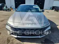 2025 Hyundai Elantra фото