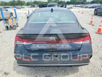 2025 Hyundai Elantra photo