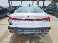 2025 Hyundai Elantra photo