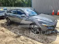2025 Hyundai Elantra фото