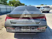 2025 Hyundai Elantra фото