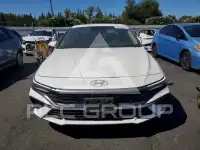 2025 Hyundai Elantra фото