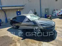 2025 Hyundai Elantra photo