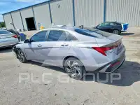 2025 Hyundai Elantra photo