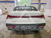 2025 Hyundai Elantra photo