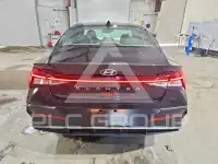 2025 Hyundai Elantra photo