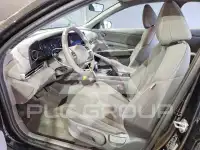 2025 Hyundai Elantra photo