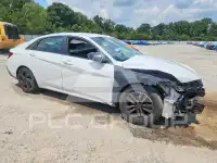 2025 Hyundai Elantra фото